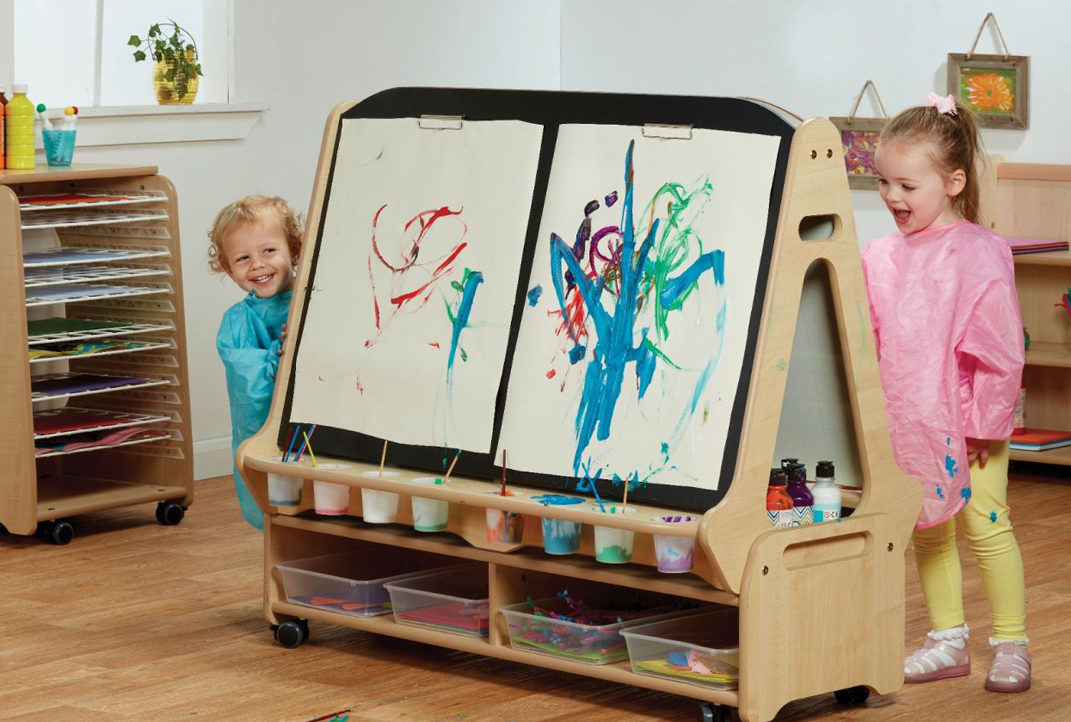 Early Years Double Sided 4 Station Chalk/Whiteboard Easel With Low Storage Trolley